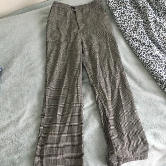 brandy melville plaid pants - Picture 2 of 2